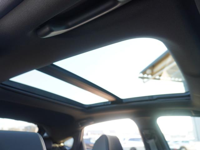 シビック ｅ：ＨＥＶＥＸ　ワンオーナー　９インチＧｏｏｇｌｅ搭載ディスプレー　ドラレコ　ＥＴＣ２．０　バックカメラ　サンルーフ　渋滞追従クルーズ　Ｂｌｕｅｔｏｏｔｈ　障害物センサー　シートヒーター　禁煙車　オートハイビーム（19枚目）