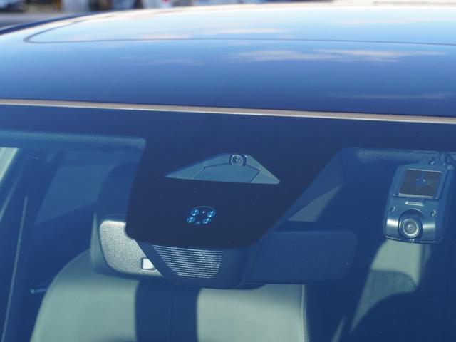 シビック ｅ：ＨＥＶＥＸ　ワンオーナー　９インチＧｏｏｇｌｅ搭載ディスプレー　ドラレコ　ＥＴＣ２．０　バックカメラ　サンルーフ　渋滞追従クルーズ　Ｂｌｕｅｔｏｏｔｈ　障害物センサー　シートヒーター　禁煙車　オートハイビーム（31枚目）