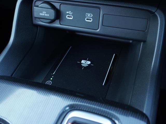 シビック ｅ：ＨＥＶＥＸ　ワンオーナー　９インチＧｏｏｇｌｅ搭載ディスプレー　ドラレコ　ＥＴＣ２．０　バックカメラ　サンルーフ　渋滞追従クルーズ　Ｂｌｕｅｔｏｏｔｈ　障害物センサー　シートヒーター　禁煙車　オートハイビーム（55枚目）