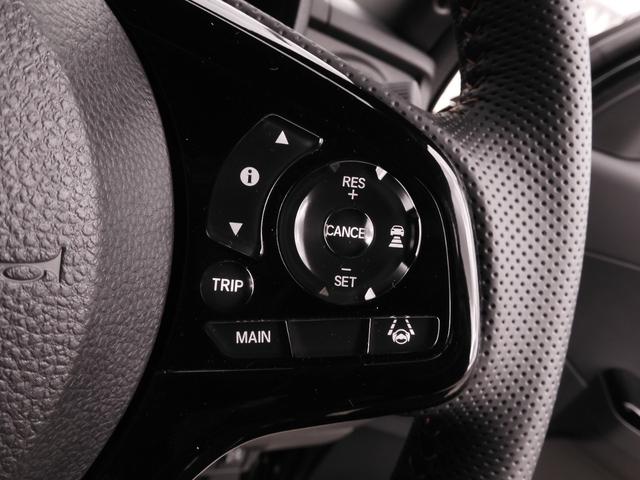 N-ONE RS ワンオーナー 6速MT CDオーディオ ETC アダプティブクルーズコントロール Bluetooth 障害物センサー シートヒーター 15インチ純正アルミホイール オートハイビーム 禁煙車 スペアキー(6枚目)