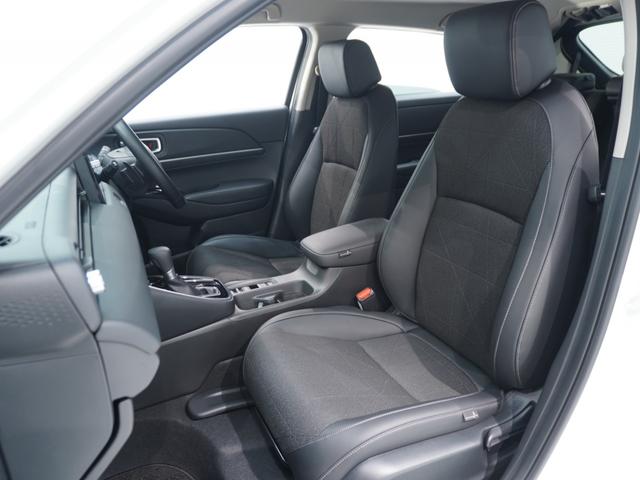 ヴェゼル ｅ：ＨＥＶＺ　ワンオーナー　いまコレ＋新品マット付　９インチコネクトナビ　全周囲カメラ　ドラレコ　ＥＴＣ２．０　渋滞追従機能付クルーズコントロール　シートヒーター　Ｂｌｕｅｔｏｏｔｈ　ＬＥＤヘッドライト（11枚目）