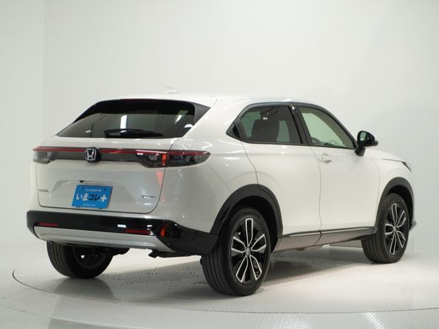 ヴェゼル ｅ：ＨＥＶＺ　ワンオーナー　いまコレ＋新品マット付　９インチコネクトナビ　全周囲カメラ　ドラレコ　ＥＴＣ２．０　渋滞追従機能付クルーズコントロール　シートヒーター　Ｂｌｕｅｔｏｏｔｈ　ＬＥＤヘッドライト（16枚目）