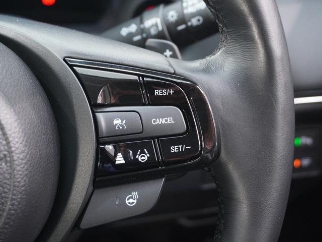 ヴェゼル ｅ：ＨＥＶＺ　ワンオーナー　いまコレ＋新品マット付　９インチコネクトナビ　全周囲カメラ　ドラレコ　ＥＴＣ２．０　渋滞追従機能付クルーズコントロール　シートヒーター　Ｂｌｕｅｔｏｏｔｈ　ＬＥＤヘッドライト（18枚目）