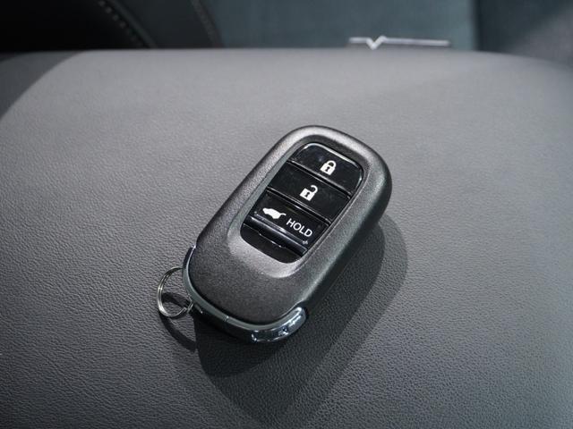 ヴェゼル ｅ：ＨＥＶＺ　ワンオーナー　いまコレ＋新品マット付　９インチコネクトナビ　全周囲カメラ　ドラレコ　ＥＴＣ２．０　渋滞追従機能付クルーズコントロール　シートヒーター　Ｂｌｕｅｔｏｏｔｈ　ＬＥＤヘッドライト（38枚目）