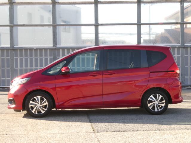 フリード＋ Ｇ・ホンダセンシング　ワンオーナー　９インチナビ　バックカメラ　ドラレコ　ＥＴＣ　アダプティブクルーズコントロール　両側電動スライドドア　シートヒーター　Ｂｌｕｅｔｏｏｔｈ　ＬＥＤヘッドライト　衝突被害軽減ブレーキ　禁煙車（16枚目）