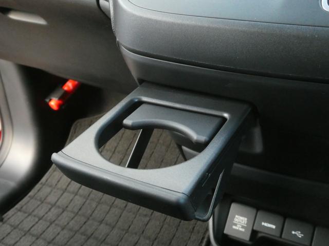 フリード＋ Ｇ・ホンダセンシング　ワンオーナー　９インチナビ　バックカメラ　ドラレコ　ＥＴＣ　アダプティブクルーズコントロール　両側電動スライドドア　シートヒーター　Ｂｌｕｅｔｏｏｔｈ　ＬＥＤヘッドライト　衝突被害軽減ブレーキ　禁煙車（52枚目）