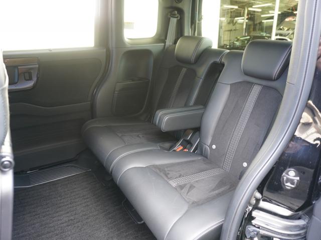 Ｎ－ＢＯＸカスタム Ｌターボ　１オーナー　純正７インチナビ（ＶＸＭ－２２４ＶＦｉ）　フルセグ　リアカメラ　ＥＴＣ　前後ドラレコ（ナビ連動）　障害物センサー　衝突軽減ブレーキ　両側電動ドア　シートヒーター　パドルシフト　ＬＥＤフォグ（11枚目）