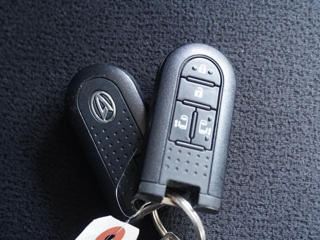 ムーヴキャンバス ＧブラックアクセントリミテッドＳＡＩＩＩ　ワンオーナー車　７インチナビ（純正用品ＮＭＺＬ－Ｗ７００）　全周囲カメラ　ドラレコ　ＥＴＣ　両側電動スライドドア　Ｂｌｕｅｔｏｏｔｈ　ＬＥＤオートライト　衝突被害軽減ブレーキ　横滑り防止装置（19枚目）