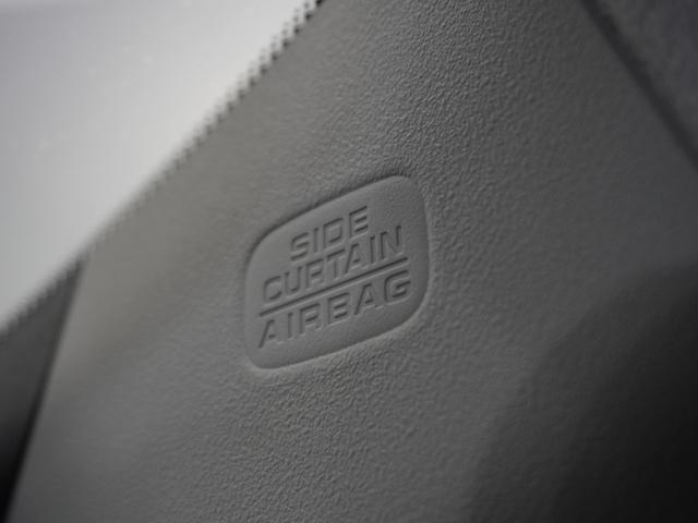 フィット ｅ：ＨＥＶベーシック　２年保証ナビＤレコＲカメＥＴＣクルコンＢＴ　渋滞追従クルーズ　Ｂｌｕｅｔｏｏｔｈ　障害物センサー　オートライト　デイライト　禁煙車　ＤＶＤ再生　衝突軽減ブレーキ　スペアキー有　ＬＥＤヘッドライト（12枚目）