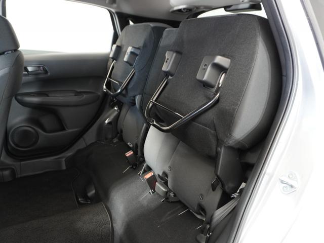 フィット ｅ：ＨＥＶベーシック　２年保証ナビＤレコＲカメＥＴＣクルコンＢＴ　渋滞追従クルーズ　Ｂｌｕｅｔｏｏｔｈ　障害物センサー　オートライト　デイライト　禁煙車　ＤＶＤ再生　衝突軽減ブレーキ　スペアキー有　ＬＥＤヘッドライト（22枚目）