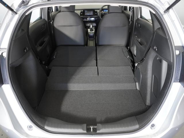 フィット ｅ：ＨＥＶベーシック　２年保証ナビＤレコＲカメＥＴＣクルコンＢＴ　渋滞追従クルーズ　Ｂｌｕｅｔｏｏｔｈ　障害物センサー　オートライト　デイライト　禁煙車　ＤＶＤ再生　衝突軽減ブレーキ　スペアキー有　ＬＥＤヘッドライト（24枚目）