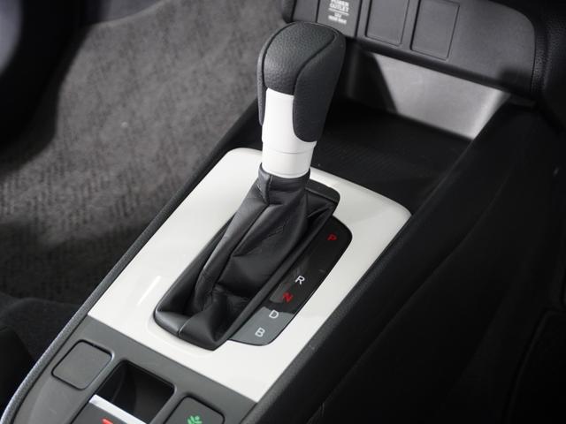 フィット ｅ：ＨＥＶベーシック　２年保証ナビＤレコＲカメＥＴＣクルコンＢＴ　渋滞追従クルーズ　Ｂｌｕｅｔｏｏｔｈ　障害物センサー　オートライト　デイライト　禁煙車　ＤＶＤ再生　衝突軽減ブレーキ　スペアキー有　ＬＥＤヘッドライト（36枚目）