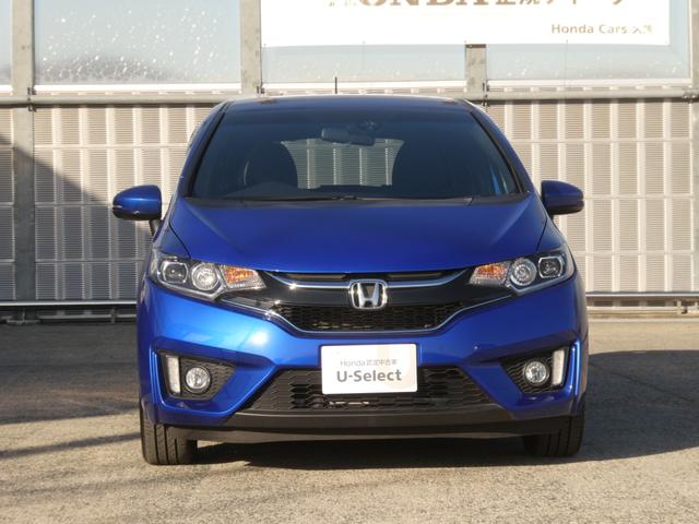 フィットハイブリッド Ｓパッケージ　ワンオーナー　７インチナビ　バックカメラ　ＥＴＣ　クルーズコントロール　Ｂｌｕｅｔｏｏｔｈ　ＬＥＤヘッドライト　衝突被害軽減ブレーキ　パドルシフト　純正アルミホイール　盗難防止装置　フルセグ　禁煙車（12枚目）