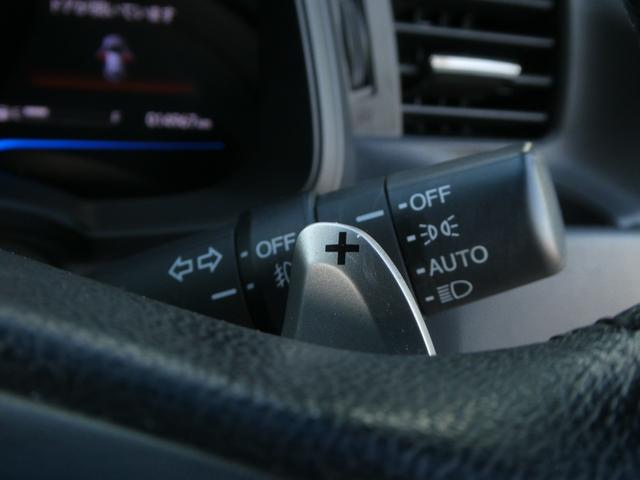 フィットハイブリッド Ｓパッケージ　ワンオーナー　７インチナビ　バックカメラ　ＥＴＣ　クルーズコントロール　Ｂｌｕｅｔｏｏｔｈ　ＬＥＤヘッドライト　衝突被害軽減ブレーキ　パドルシフト　純正アルミホイール　盗難防止装置　フルセグ　禁煙車（17枚目）