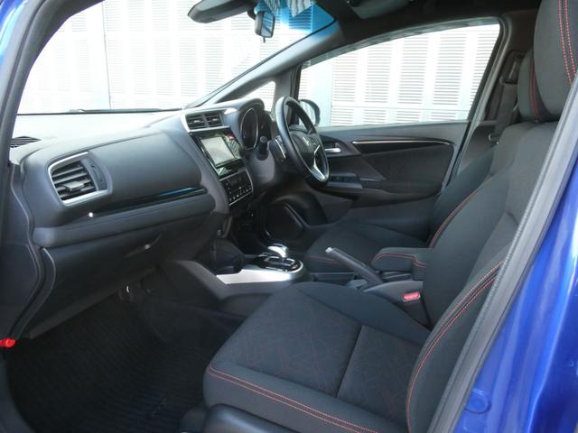 フィットハイブリッド Ｓパッケージ　ワンオーナー　７インチナビ　バックカメラ　ＥＴＣ　クルーズコントロール　Ｂｌｕｅｔｏｏｔｈ　ＬＥＤヘッドライト　衝突被害軽減ブレーキ　パドルシフト　純正アルミホイール　盗難防止装置　フルセグ　禁煙車（56枚目）