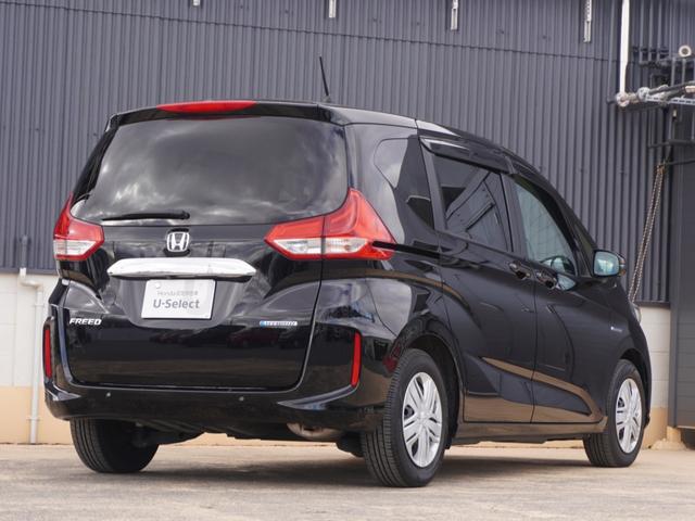 フリードハイブリッド ハイブリッド・Ｇホンダセンシング　９インチナビ　バックカメラ　ドラレコ　ＥＴＣ　アダプティブクルーズコントロール　両側電動スライドドア　シートヒーター　Ｂｌｕｅｔｏｏｔｈ　ＬＥＤヘッドライト　衝突被害軽減ブレーキ　フルセグ　禁煙車（18枚目）