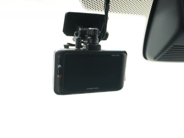 Ｎ－ＯＮＥ ＲＳ　ワンオーナー　９インチナビ　バックカメラ　ドラレコ　ＥＴＣ　アダプティブクルーズコントロール　シートヒーター　Ｂｌｕｅｔｏｏｔｈ　ＵＳＢ入力端子　ＬＥＤヘッドライト　衝突被害軽減ブレーキ　パドルシフト（6枚目）