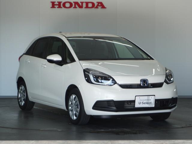 フィット ｅ：ＨＥＶホーム　２年保証当社試乗車ナビＤレコＲカメＥＴＣ地デジ　渋滞追従クルーズ　Ｂｌｕｅｔｏｏｔｈ　障害物センサー　オートハイビーム　デイライト　フルセグ　衝突軽減ブレーキ　ＤＶＤ　スペアキー有り　禁煙車（13枚目）