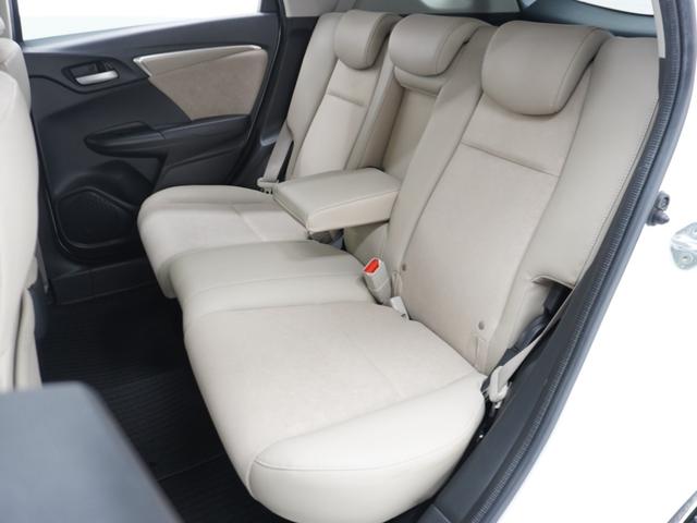 シャトル ハイブリッドＸ　ワンオーナー　７インチナビ　バックカメラ　ＥＴＣ　クルーズコントロール　Ｂｌｕｅｔｏｏｔｈ　ＬＥＤヘッドライト　横滑り防止装置　電動格納ドアミラー　盗難防止装置　純正アルミホイール　パドルシフト（9枚目）