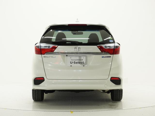 シャトル ハイブリッドＸ　ワンオーナー　７インチナビ　バックカメラ　ＥＴＣ　クルーズコントロール　Ｂｌｕｅｔｏｏｔｈ　ＬＥＤヘッドライト　横滑り防止装置　電動格納ドアミラー　盗難防止装置　純正アルミホイール　パドルシフト（13枚目）