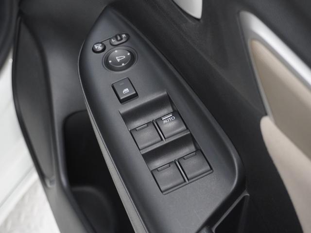 シャトル ハイブリッドＸ　ワンオーナー　７インチナビ　バックカメラ　ＥＴＣ　クルーズコントロール　Ｂｌｕｅｔｏｏｔｈ　ＬＥＤヘッドライト　横滑り防止装置　電動格納ドアミラー　盗難防止装置　純正アルミホイール　パドルシフト（49枚目）