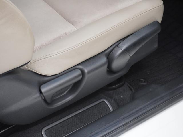 シャトル ハイブリッドＸ　ワンオーナー　７インチナビ　バックカメラ　ＥＴＣ　クルーズコントロール　Ｂｌｕｅｔｏｏｔｈ　ＬＥＤヘッドライト　横滑り防止装置　電動格納ドアミラー　盗難防止装置　純正アルミホイール　パドルシフト（50枚目）