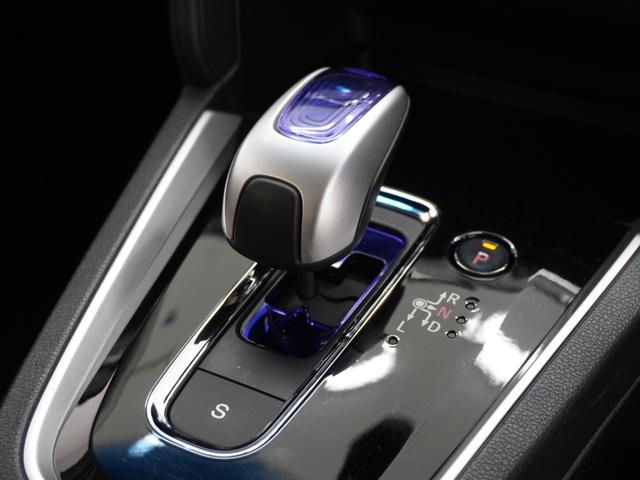 シャトル ハイブリッドＸ　ワンオーナー　７インチナビ　バックカメラ　ＥＴＣ　クルーズコントロール　Ｂｌｕｅｔｏｏｔｈ　ＬＥＤヘッドライト　横滑り防止装置　電動格納ドアミラー　盗難防止装置　純正アルミホイール　パドルシフト（62枚目）