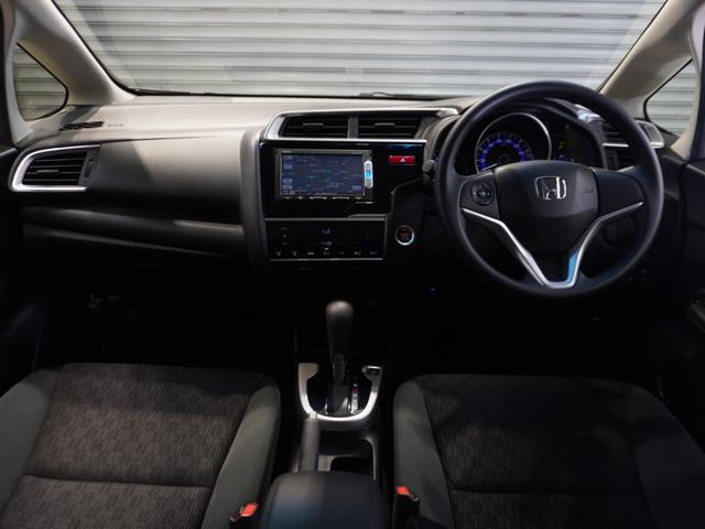 フィット １３Ｇ・Ｌパッケージ　純正メモリーナビ　リアカメラ　ＬＥＤヘッドライト　ＥＴＣ　ワンオーナー　Ｕ－Ｓｅｌｅｃｔ１年間走行無制限保証（13枚目）