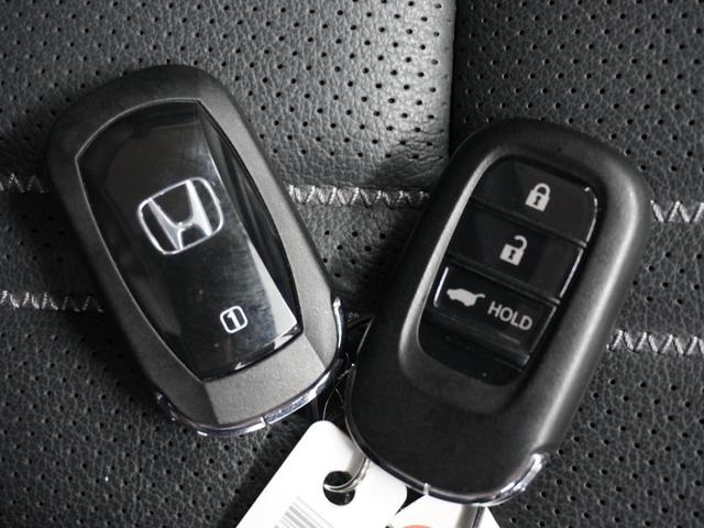 ���X�}�[�g�L�[���J�M���o�b�O��|�P�b�g�ɓ��ꂽ�܂܂ł��h�A���b�N�̊J���ł���w�X�}�[�g�L�[�x�t���I�J�V��Â��Ȃ��Ă��J�M�����o���K�v���Ȃ��h�A�̊J�����G���W�����n���ł��܂�