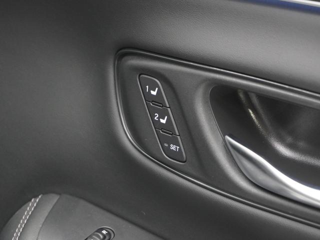 ���h���C�r���O�|�W�V�����V�X�e�����g���������X�}�[�g�L�[�A�c�q�h�u�d�q�P�E�c�q�h�u�d�q�Q�̂��ꂼ��ɃV�[�g�ʒu���L���ł��A��Ԏ��Ɏg�p�L�[�𔻕ʂ��Ď����Œ������s���܂��B