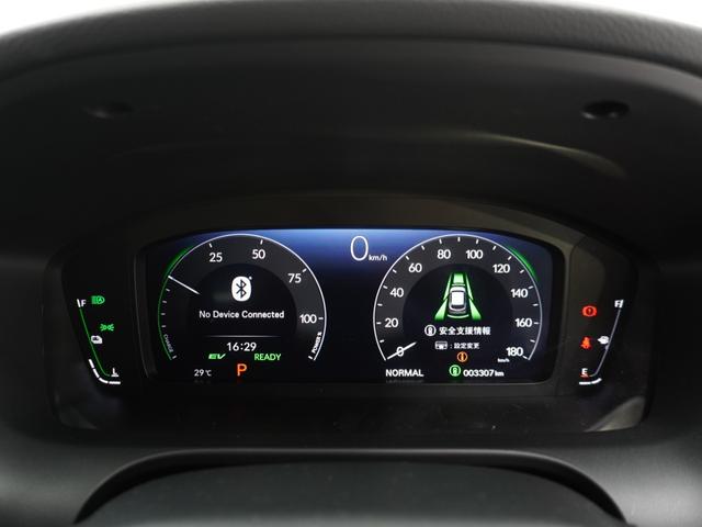 �����[�^�[�p�l�������F���̗ǂ��V���v���ȃ��[�^�[�f�U�C���̓h���C�o�[�ɏ����킩��₷���`���Ă���܂��B