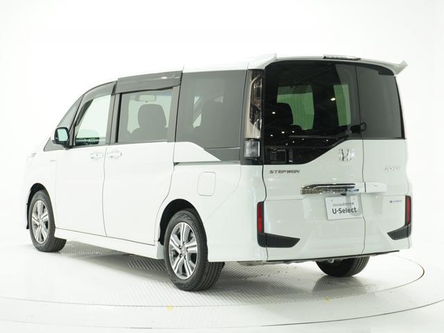 ステップワゴンスパーダ スパーダハイブリッドＧホンダセンシング　ワンオーナー　９インチインターナビ　バックカメラ　ＥＴＣ　アダプティブクルーズコントロール　両側電動スライドドア　Ｂｌｕｅｔｏｏｔｈ　ＬＥＤヘッドライト　電動格納ミラー　　衝突被害軽減ブレーキ　禁煙車（26枚目）
