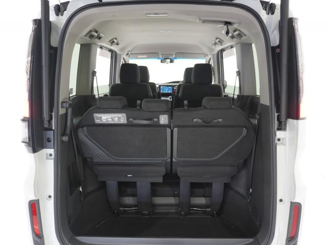 ステップワゴンスパーダ スパーダハイブリッドＧホンダセンシング　ワンオーナー　９インチインターナビ　バックカメラ　ＥＴＣ　アダプティブクルーズコントロール　両側電動スライドドア　Ｂｌｕｅｔｏｏｔｈ　ＬＥＤヘッドライト　電動格納ミラー　　衝突被害軽減ブレーキ　禁煙車（43枚目）