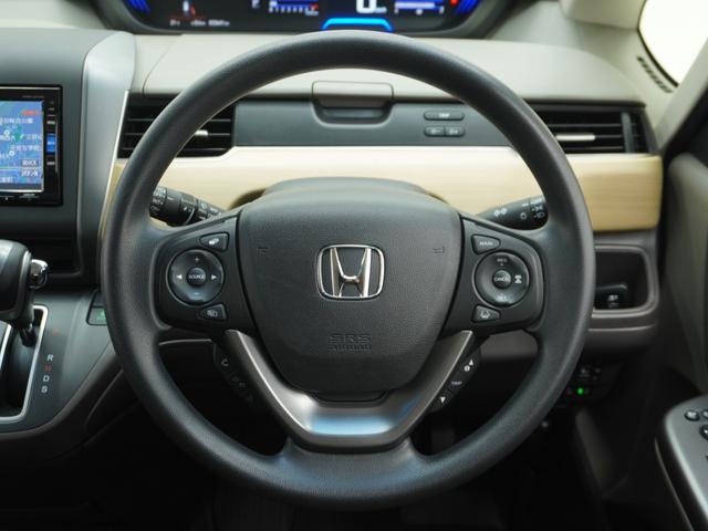 ���n���h���E�C���p�l�V�t�g���V�t�g�m�u�̓C���p�l�ɔz�u����Ă���̂ŁA�^�]�ȁ̏���Ȃ̈ړ����ȒP�B