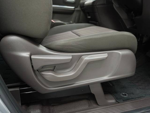 ���V�[�g�n�C�g�A�W���X�^�[���^�]�Ȃ��㉺�ɍ������߂��ł��܂��I�^�]�|�W�V������̊i�ɍ��킹�ăV�[�g�����ł��܂��B