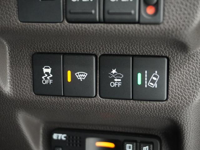 ���u�r�`��������h�~���u����������Ă��܂��B�R�[�i�[�����O���̉����ׂ��}����@�\�ƁA�ԗ��̋}���ȋ����ω���}����@�\�ŁA���肵�����s���������Ă��܂��B�^�]�Ɉ��S�Ƃ�Ƃ肪�o���܂��B