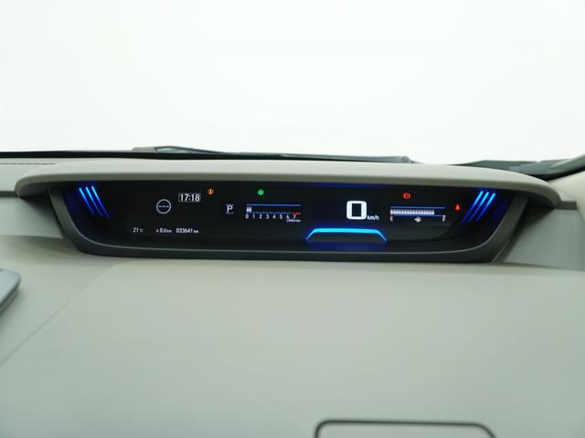 �����[�^�[�p�l�������F���̗ǂ��V���v���ȃ��[�^�[�f�U�C���̓h���C�o�[�ɏ����킩��₷���`���Ă���܂��B