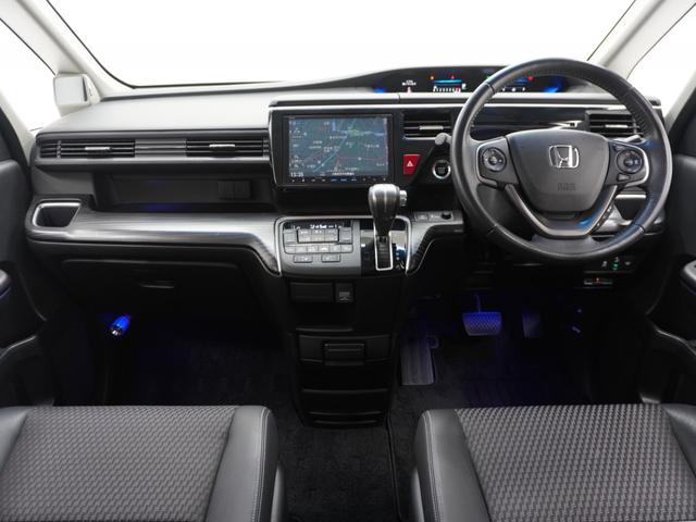 ステップワゴンスパーダ スパーダ・クールスピリット 4WD 9インチナビ バックカメラ ETC 後席モニター アダプティブクルーズコントロール 両側電動スライドドア シートヒーター LEDヘッドライト 電動格納ミラー 衝突被害軽減ブレーキ フルセグ(8枚目)