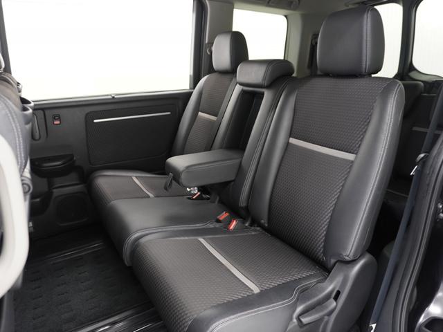 ステップワゴンスパーダ スパーダ・クールスピリット 4WD 9インチナビ バックカメラ ETC 後席モニター アダプティブクルーズコントロール 両側電動スライドドア シートヒーター LEDヘッドライト 電動格納ミラー 衝突被害軽減ブレーキ フルセグ(10枚目)