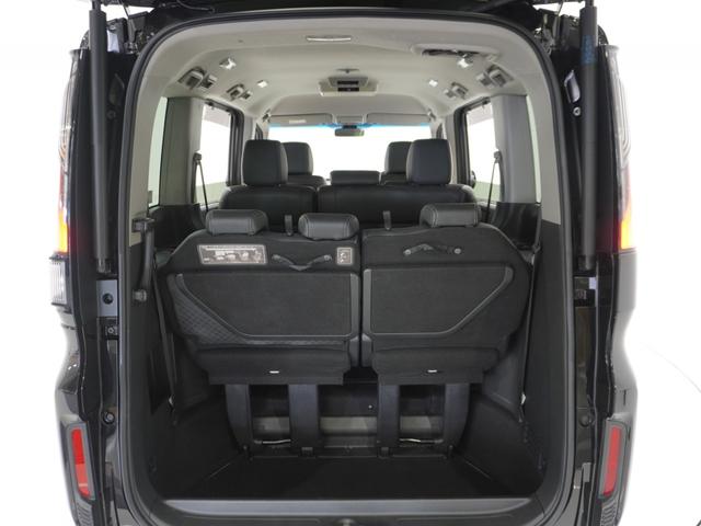 ステップワゴンスパーダ スパーダ・クールスピリット 4WD 9インチナビ バックカメラ ETC 後席モニター アダプティブクルーズコントロール 両側電動スライドドア シートヒーター LEDヘッドライト 電動格納ミラー 衝突被害軽減ブレーキ フルセグ(41枚目)