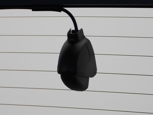 フリード Ｇ・ホンダセンシング　ワンオーナー　６人乗キャプテン　７型純正ＣＤ録音フルセグナビ　Ｒカメラ　ナビ連動前後ドラレコ＋ＥＴＣ　クルコン　両側電動スライドドア　シートヒータ　ＢＴ　ＬＥＤライト　Ｒセンサ　衝突軽減ブレーキ　禁煙（6枚目）