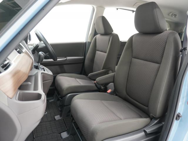 フリード Ｇ・ホンダセンシング　ワンオーナー　６人乗キャプテン　７型純正ＣＤ録音フルセグナビ　Ｒカメラ　ナビ連動前後ドラレコ＋ＥＴＣ　クルコン　両側電動スライドドア　シートヒータ　ＢＴ　ＬＥＤライト　Ｒセンサ　衝突軽減ブレーキ　禁煙（10枚目）