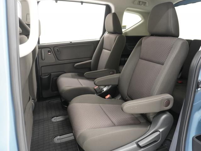 フリード Ｇ・ホンダセンシング　ワンオーナー　６人乗キャプテン　７型純正ＣＤ録音フルセグナビ　Ｒカメラ　ナビ連動前後ドラレコ＋ＥＴＣ　クルコン　両側電動スライドドア　シートヒータ　ＢＴ　ＬＥＤライト　Ｒセンサ　衝突軽減ブレーキ　禁煙（11枚目）