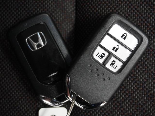 フリード Ｇ・ホンダセンシング　ワンオーナー　６人乗キャプテン　７型純正ＣＤ録音フルセグナビ　Ｒカメラ　ナビ連動前後ドラレコ＋ＥＴＣ　クルコン　両側電動スライドドア　シートヒータ　ＢＴ　ＬＥＤライト　Ｒセンサ　衝突軽減ブレーキ　禁煙（34枚目）