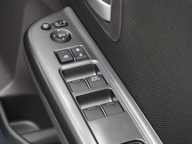 フリード Ｇ・ホンダセンシング　ワンオーナー　６人乗キャプテン　７型純正ＣＤ録音フルセグナビ　Ｒカメラ　ナビ連動前後ドラレコ＋ＥＴＣ　クルコン　両側電動スライドドア　シートヒータ　ＢＴ　ＬＥＤライト　Ｒセンサ　衝突軽減ブレーキ　禁煙（47枚目）