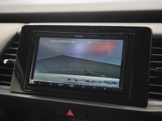 フィット ｅ：ＨＥＶネス　１年保証ナビＤレコＲカメＥＴＣクルコンＢＴ地デジ　渋滞追従クルーズ　Ｂｌｕｅｔｏｏｔｈ　障害物センサー　オートハイビーム　デイライト　フルセグ　ＤＶＤ　スペアキー　衝突軽減ブレーキ　純正アルミホイール（3枚目）