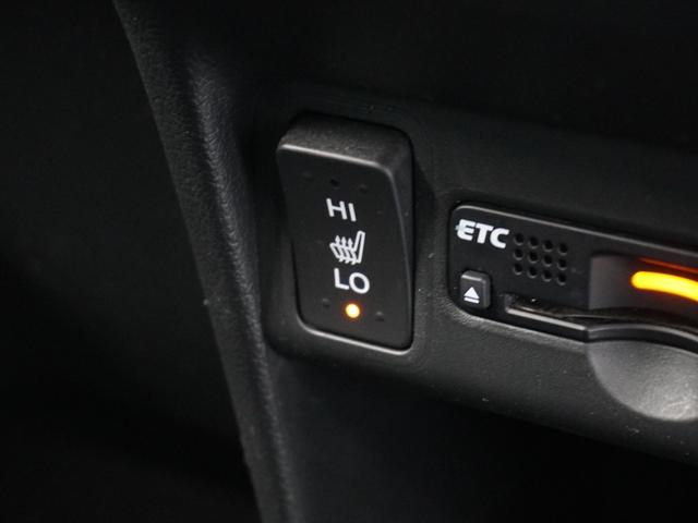 Ｎ－ＢＯＸカスタム ＧターボＳＳパッケージ　１年保証ナビ後席モニタＤレコＲカメＥＴＣ両電扉　クルーズコントロール　Ｂｌｕｅｔｏｏｔｈ　シートヒーター　パドルシフト　衝突軽減ブレーキ　サイド／サイドカーテンエアバッグ　ＨＩＤライト　オートライト（14枚目）