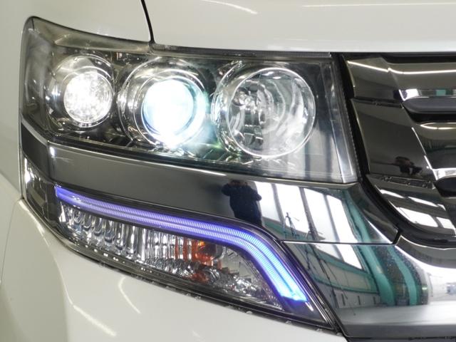 Ｎ－ＢＯＸカスタム ＧターボＳＳパッケージ　１年保証ナビ後席モニタＤレコＲカメＥＴＣ両電扉　クルーズコントロール　Ｂｌｕｅｔｏｏｔｈ　シートヒーター　パドルシフト　衝突軽減ブレーキ　サイド／サイドカーテンエアバッグ　ＨＩＤライト　オートライト（15枚目）