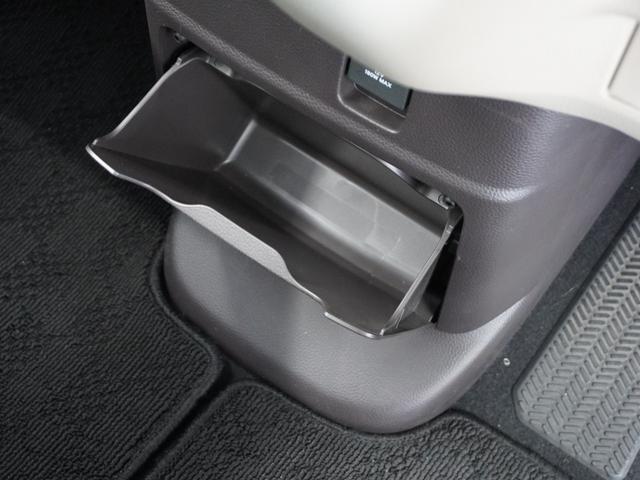 Ｎ－ＢＯＸ Ｇ・Ｌホンダセンシング　１年保証ナビＤレコＲカメＥＴＣ両電扉ＢＴ地デジ　アダプティブクルーズコントロール　Ｂｌｕｅｔｏｏｔｈ　オートハイビーム　フルセグ　ＤＶＤ　ＬＥＤヘッドライト　衝突軽減ブレーキ　スペアキー有り（44枚目）