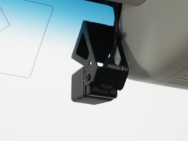 Ｎ－ＢＯＸ Ｇ・Ｌホンダセンシング　１年保証ナビＤレコＲカメＥＴＣ片電扉ＢＴ地デジ　アダプティブクルーズコントロール　Ｂｌｕｅｔｏｏｔｈ　シートヒーター　衝突軽減ブレーキ　フルセグ　ＤＶＤ　スペアキー有り　ＬＥＤヘッドライト（5枚目）